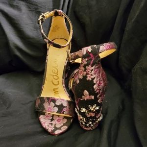 Sam Edelman Sakura Brocade With
Crystal Gem Heel